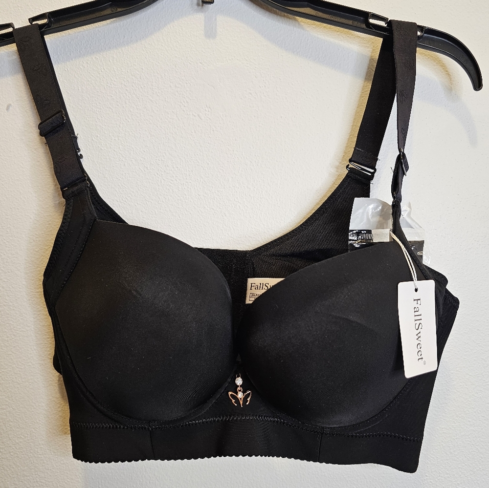 NWT FallSweet black bra Size 38C